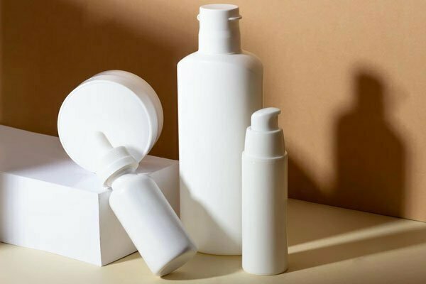 white-pp-cosmetic-bottles-and-jars white pp cosmetic bottles and jars