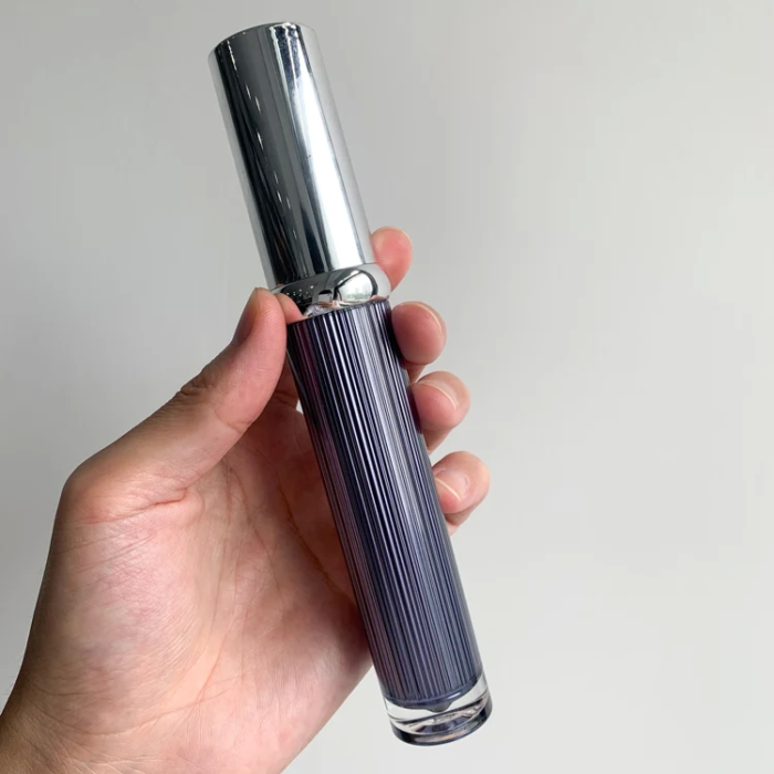 airless eye cream bottle with metal massager tip-3