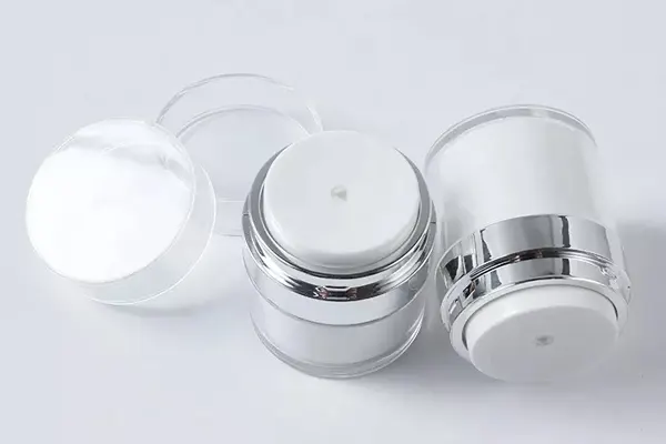 China airless pump jar cosmetic packaging supplier