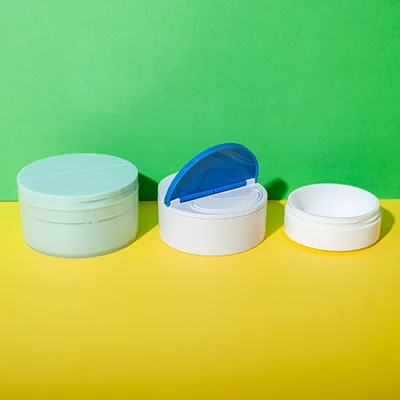 pp refillable 50g and 100g cosmetic jar with spatula - 1